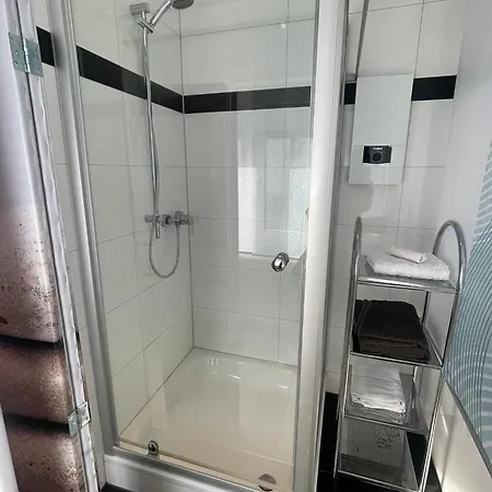 דירה Boardinghouse לברקוסן